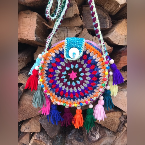 Handmade One of A Kind ! Crochet boho round bag . - Picture 3 of 4